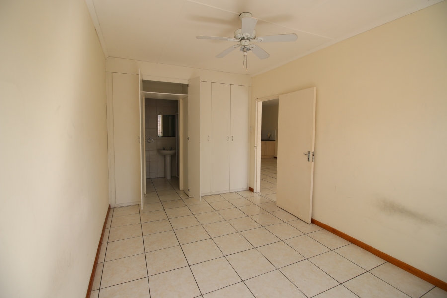 2 Bedroom Property for Sale in Cambridge Eastern Cape